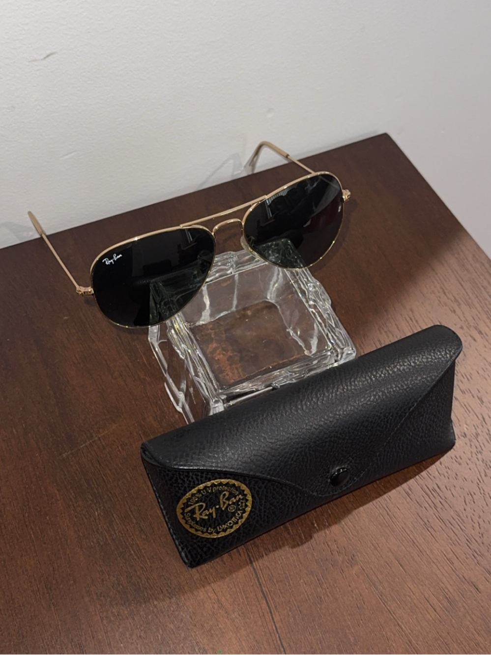 Ray-Ban Gold Frame Black Lens Aviator Sunglasses +Case UNISEX AUTHENTIC LIKE NEW